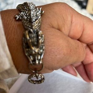 Bracelet silver dragon design